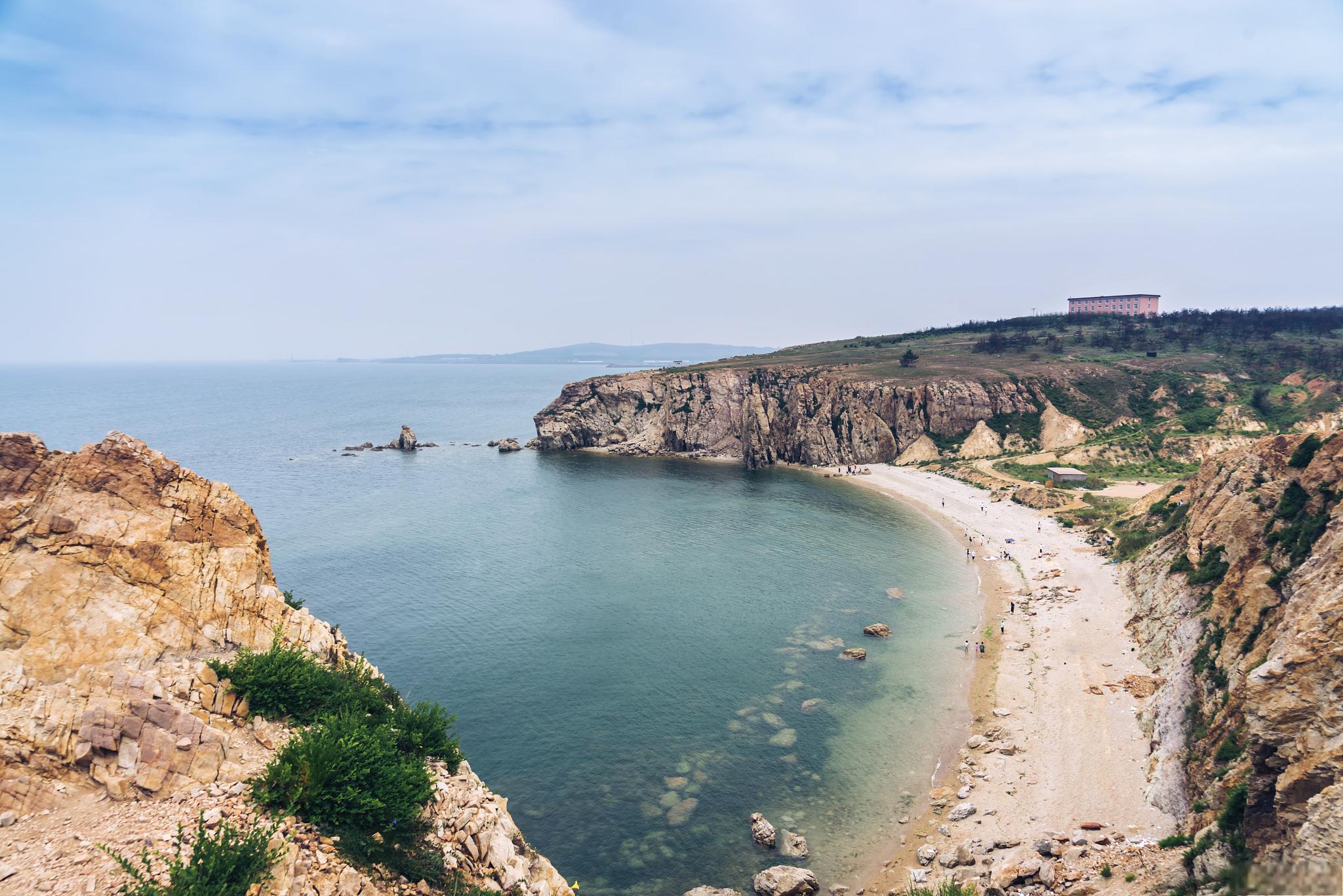 大连旅游攻略 大连,位于中国东北的滨海城市,素有东北明珠之誉,是一