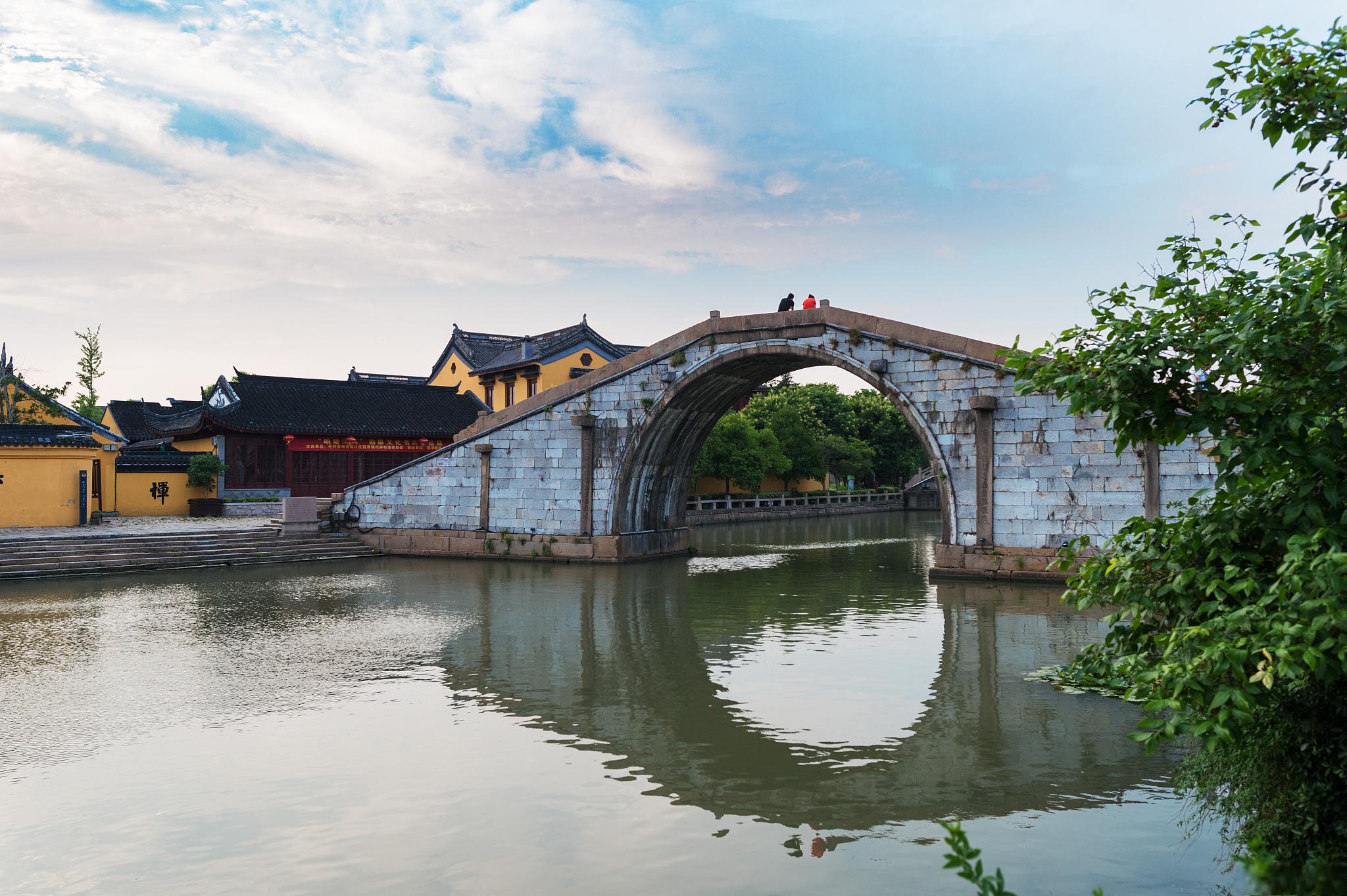 苏州震泽古镇,一个充满古色古香的历史文化名镇,坐落在苏州市吴江区.