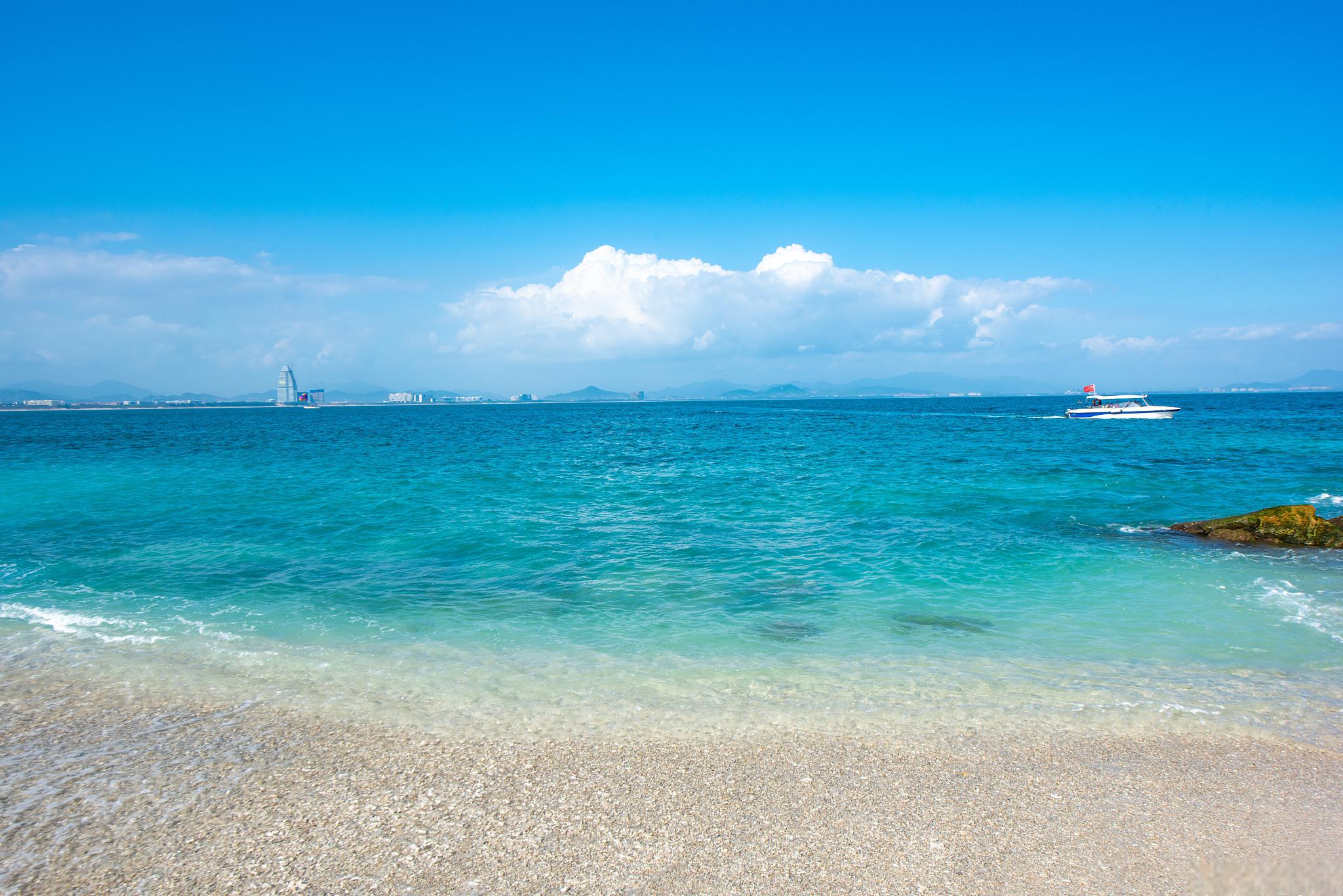 蜈支洲岛旅行攻略 蜈支洲岛,坐落于中国海南岛的东南部,是一个被誉为