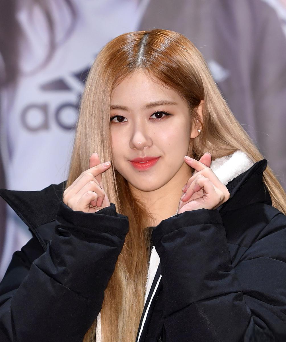 朴彩英:双国籍身份的优势 朴彩英是一名双国籍艺人,拥有韩国和新西兰