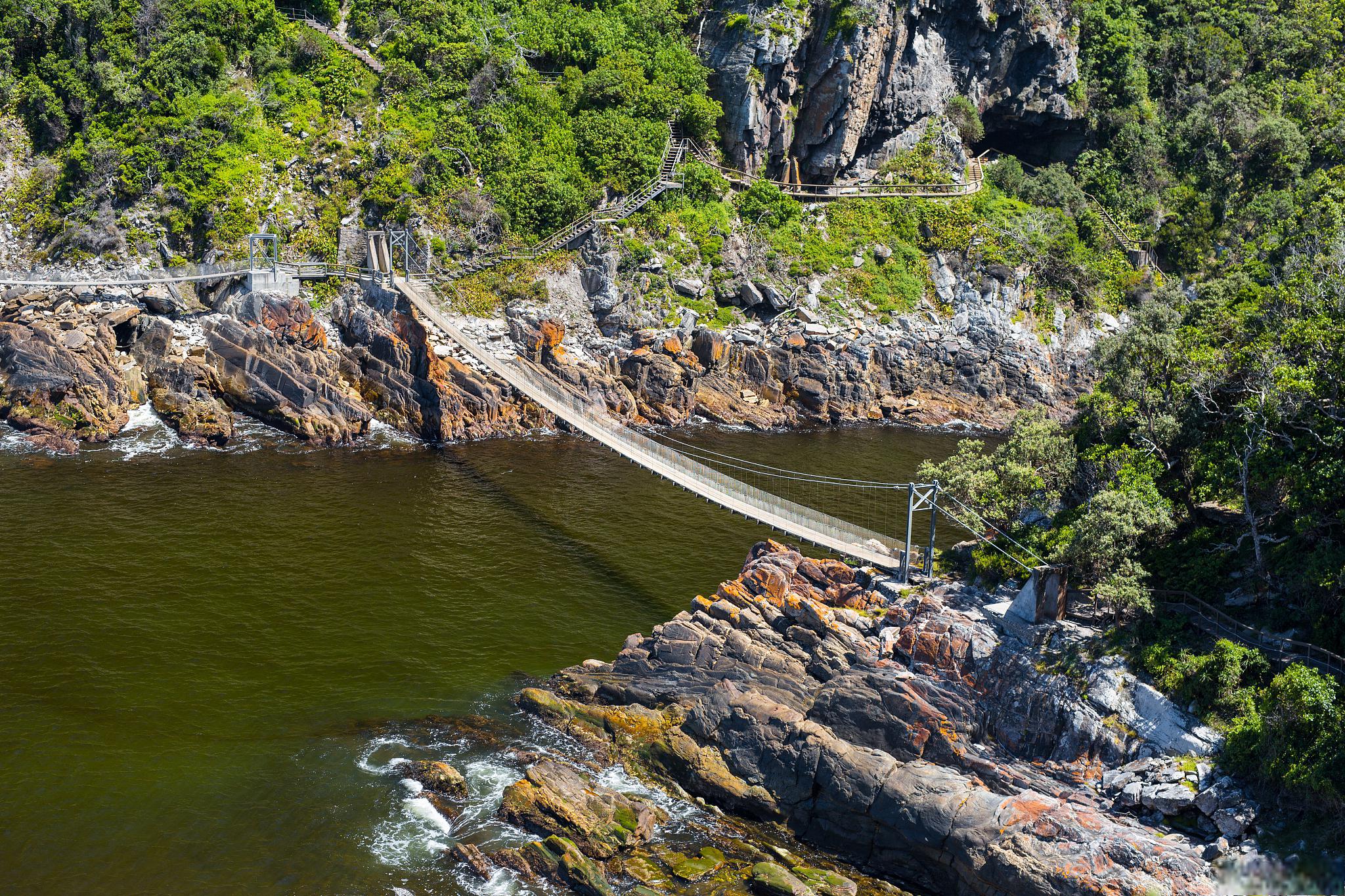 双龙湾景区,一个绝美目的地 双龙湾景区以其独特的自然景观和深厚的