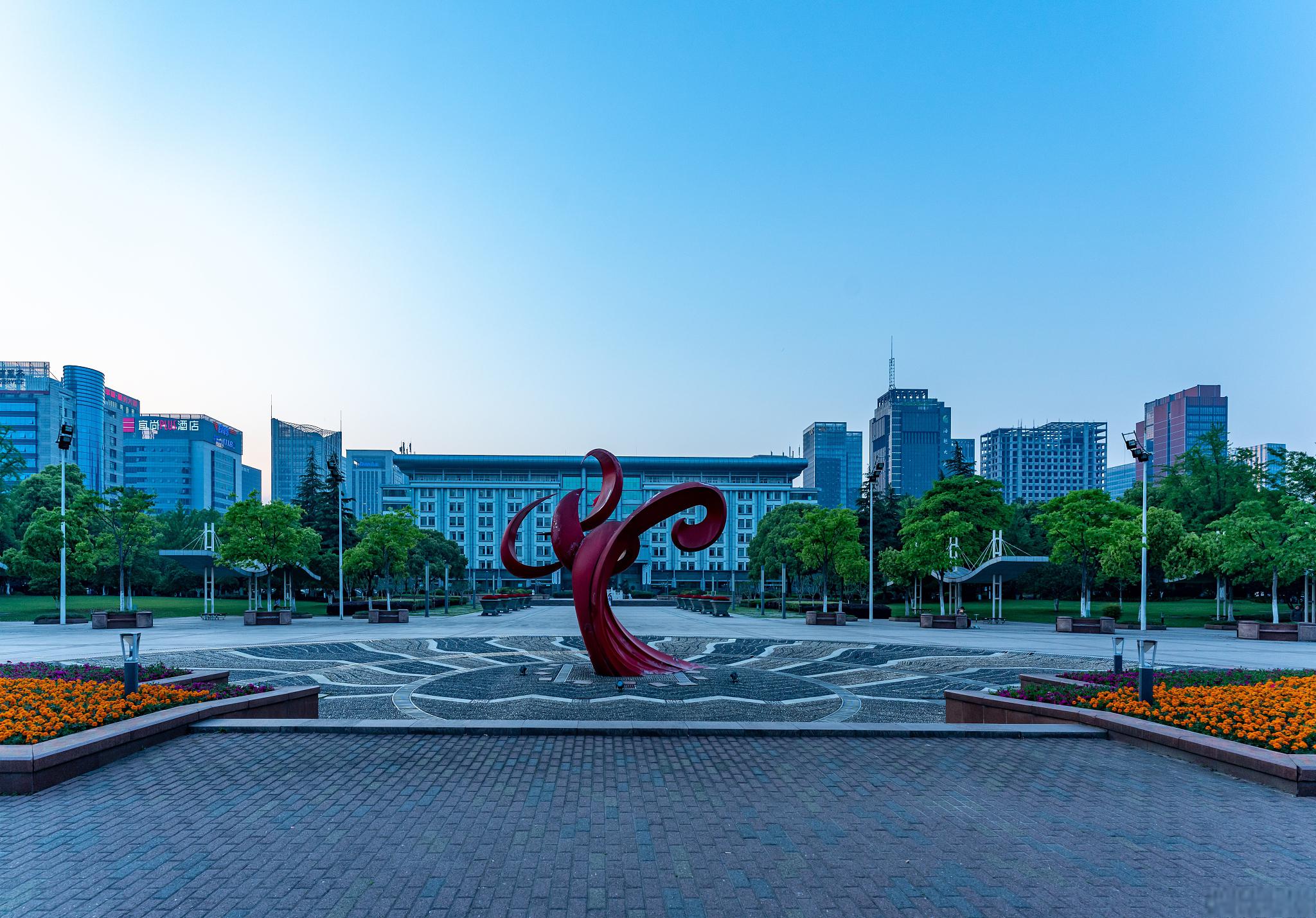 南宁南湖公园景点介绍 南宁市南湖公园是广西区域内较大的公园之一