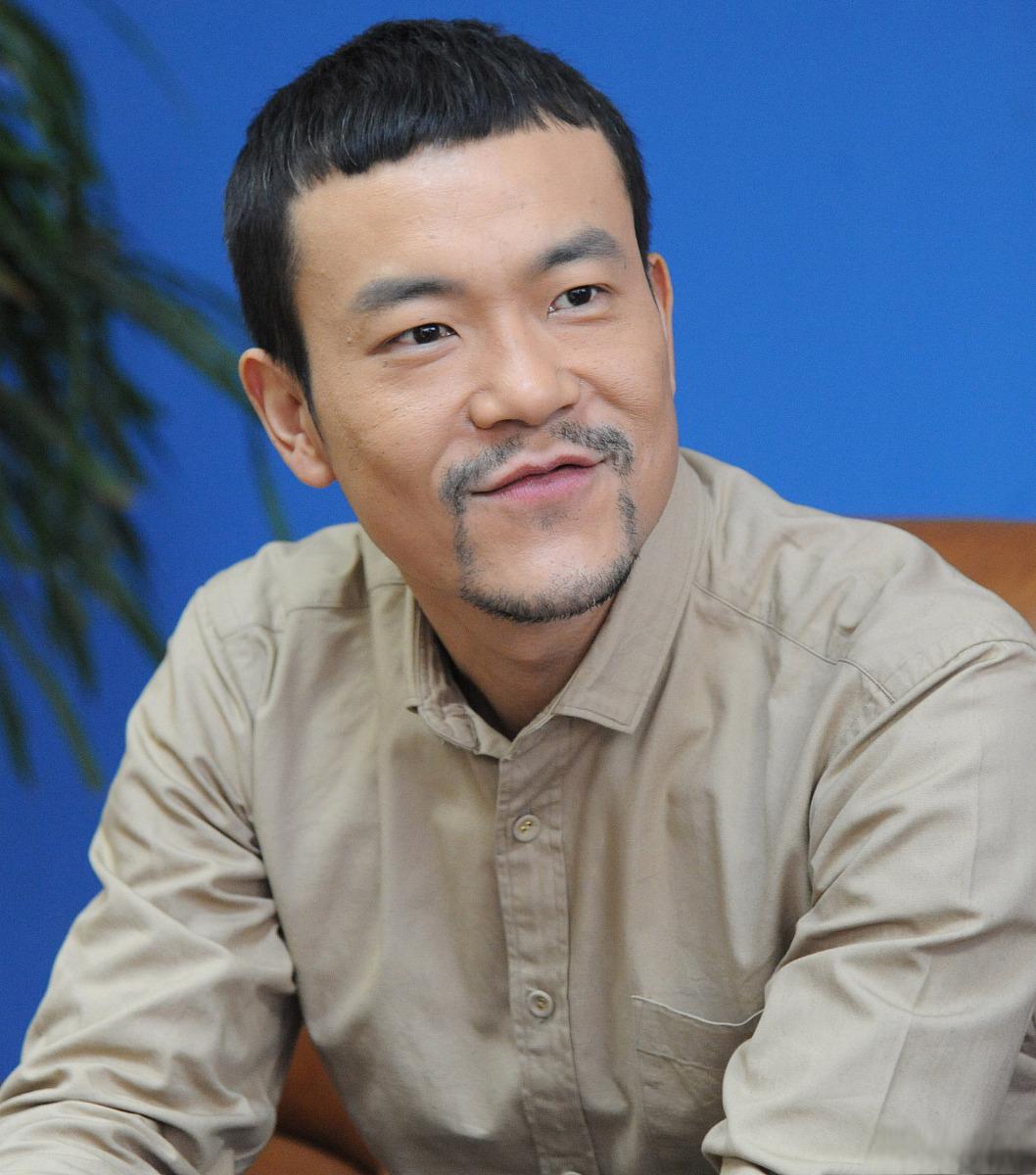 廖凡和霍昕相恋多年,两人是一对典型的姐弟恋,两人的感情低调而稳定