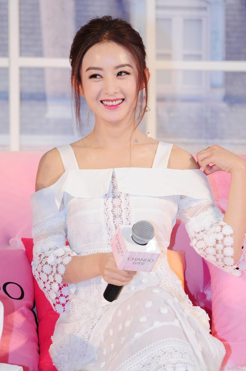 赵丽颖背后的坚实后盾 丁子峻,这位独具慧眼的贵公子,为赵丽颖提供了