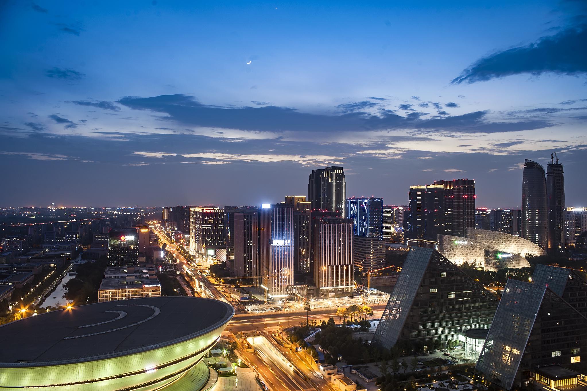 成都标志性建筑,你不容错过的旅游景点 成都标志性建筑位于城市的中心