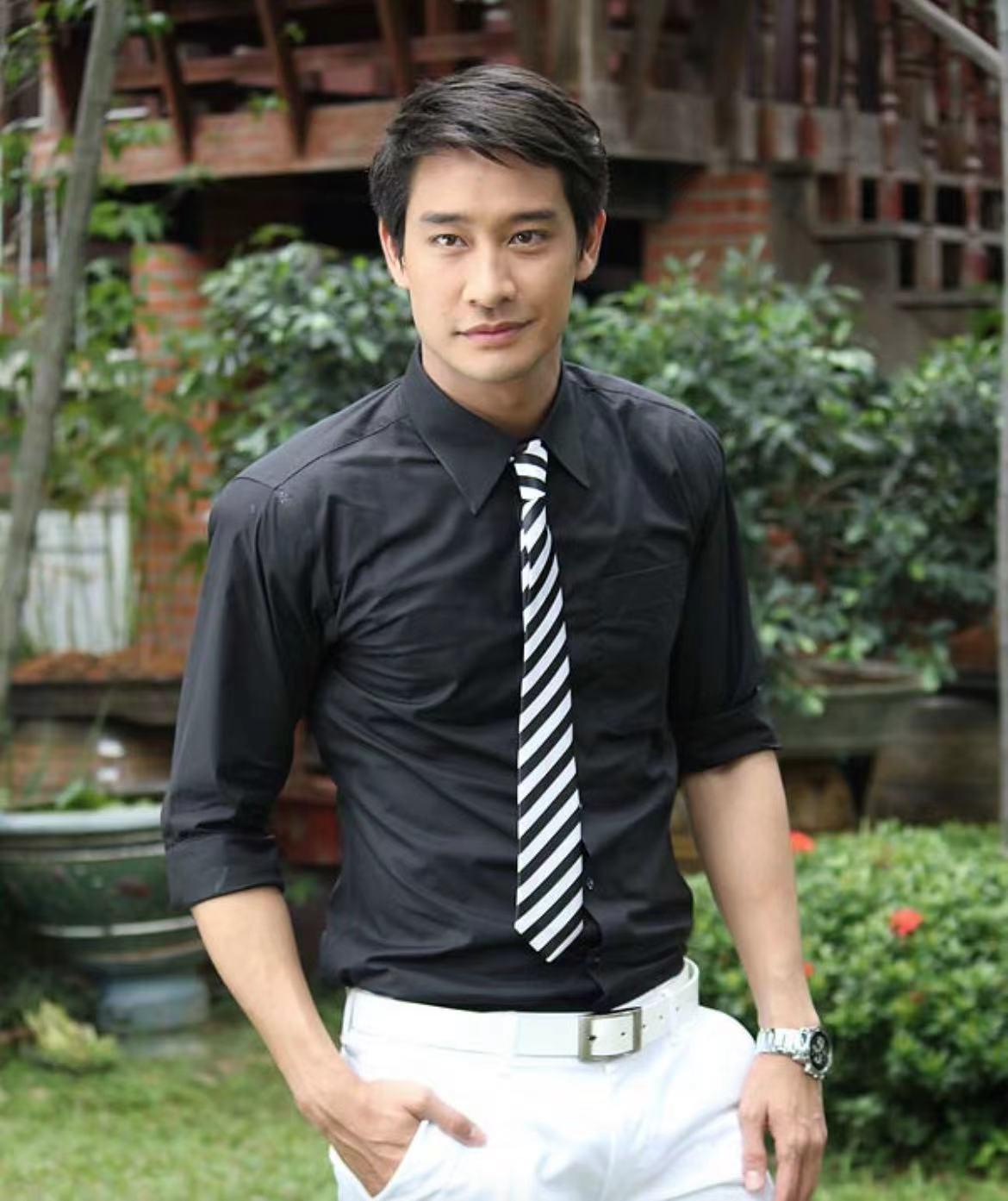 pong主演的泰剧推荐 《丘比特之路》:男主角peng(pong饰演)和女主角
