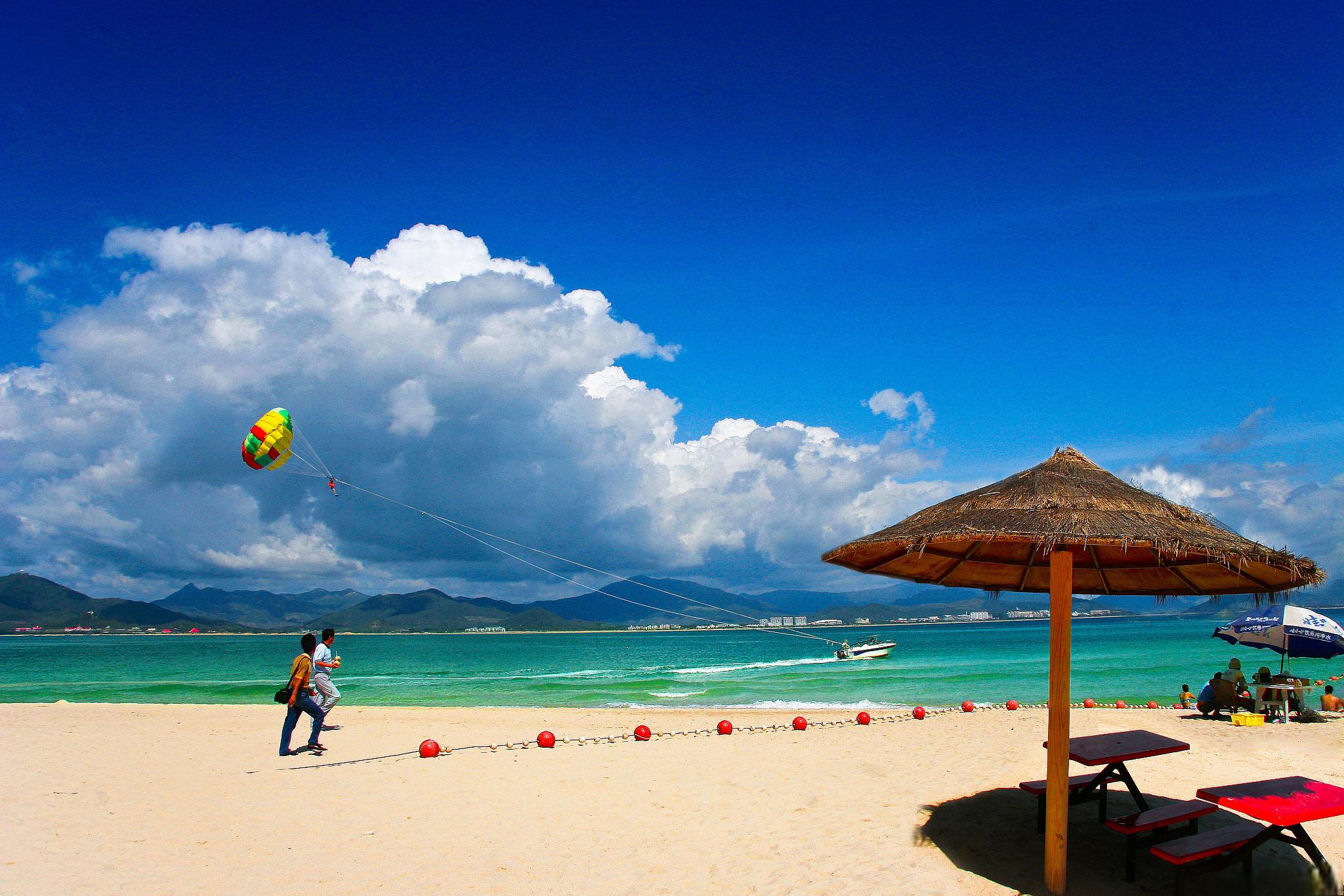 蜈支洲岛旅游攻略 蜈支洲岛,位于中国海南岛的东南沿海,是一个小而美