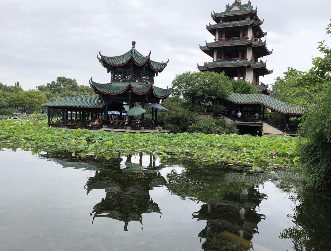 新都桂湖公园:被遗忘的明珠 新都桂湖公园作为一座被遗忘的公园,它的