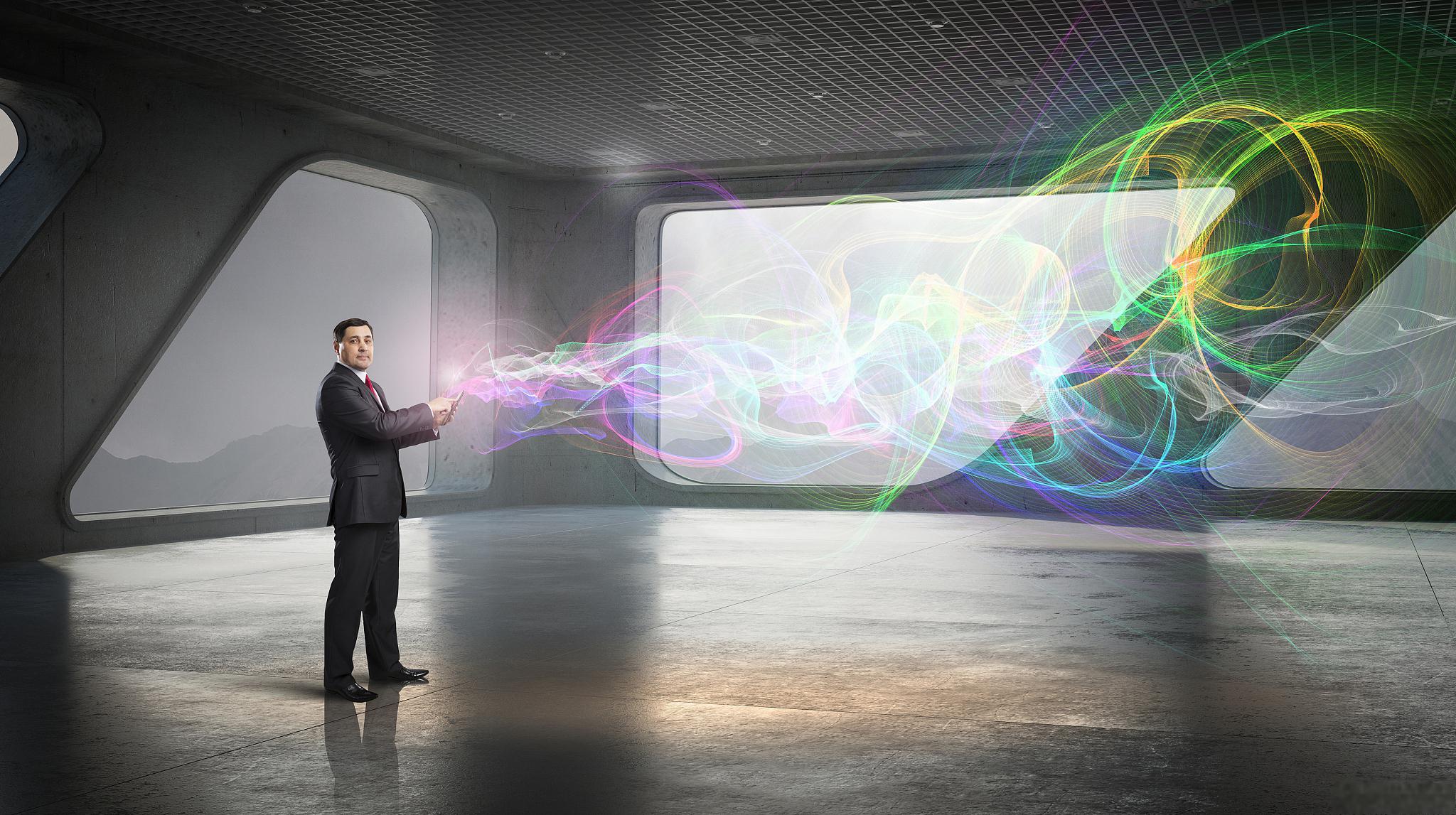 全息投影技术的发展与应用 随着科技的发展-全息投影技术也越来越成熟