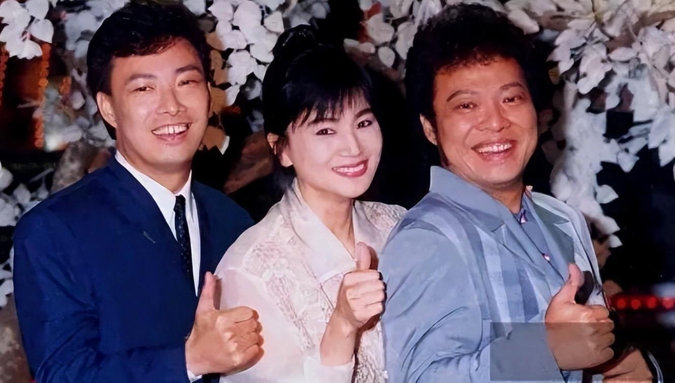 费玉清:一生未婚的原因 费玉清一生未婚,原因是因为他的恋人安井千惠