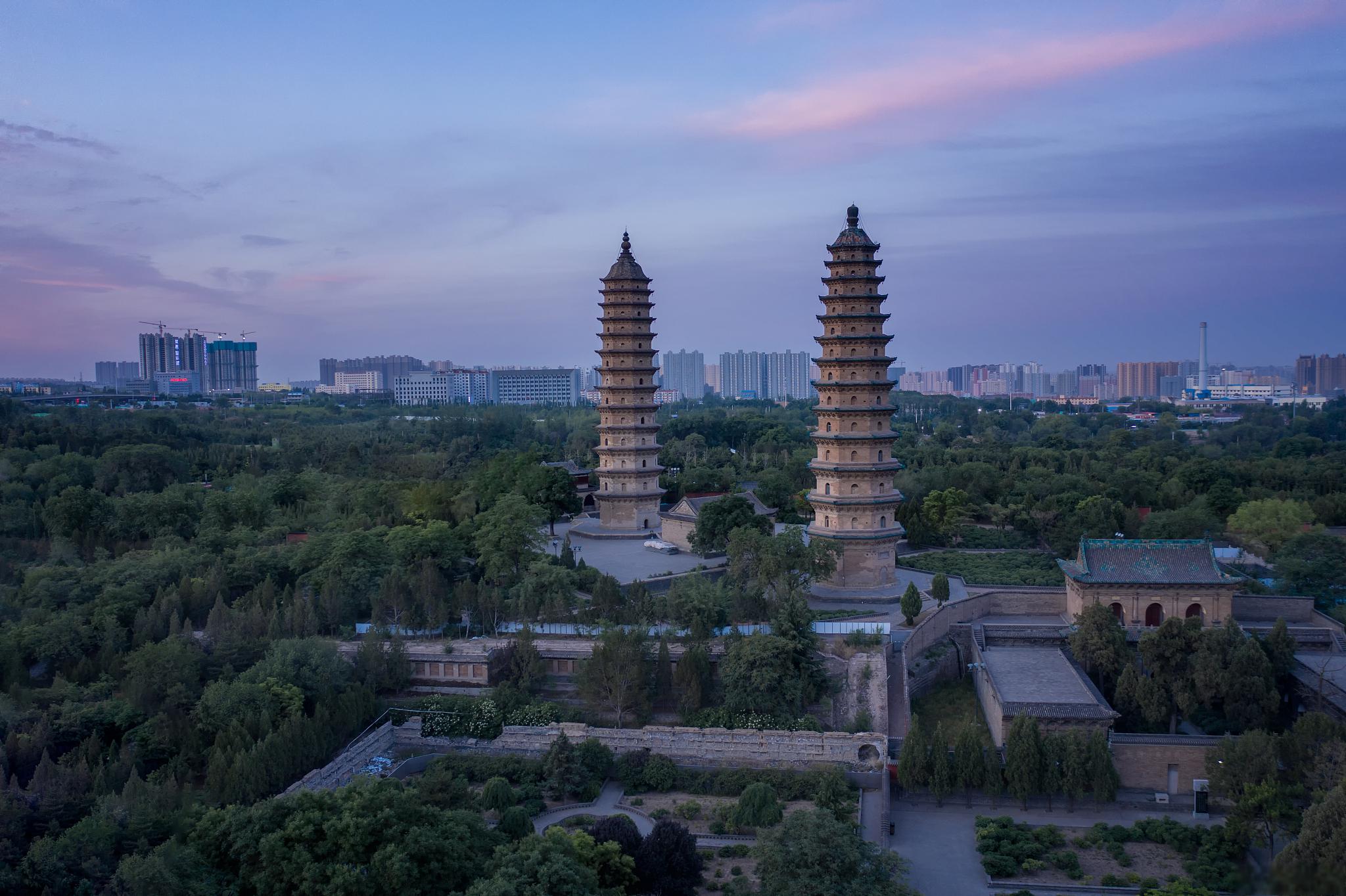 晋祠博物馆 晋祠是中国古代建筑艺术的瑰宝,也是太原旅游的重要景点