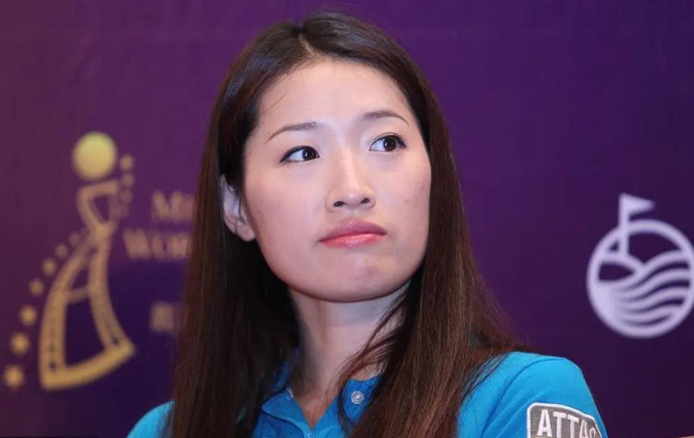 蛙泳女王罗雪娟的故事 曾经的蛙泳皇后罗雪娟,以一块令人瞩目的奥运