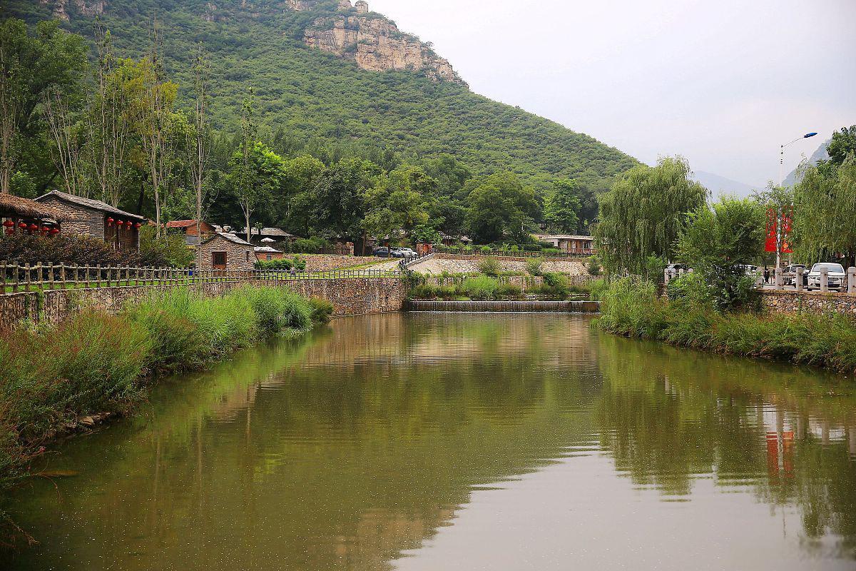 那么,来明月店镇吧,这里将会给你带来别样的惊喜和感动.