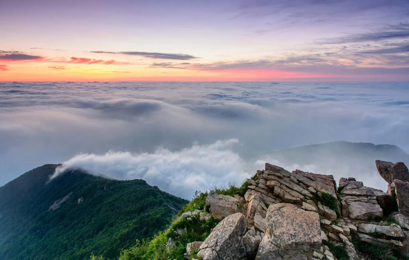 承德雾灵山图片