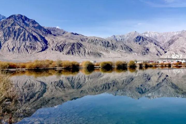 塔县旅游周边必玩景点推荐 塔县位于中国新疆维吾尔自治区的西南部,是