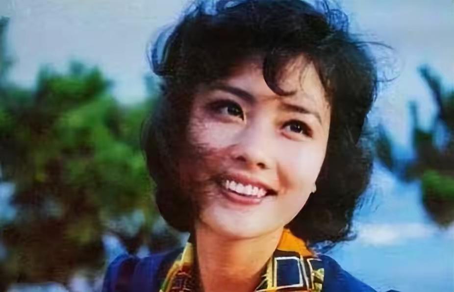 杜淳家庭中的婆媳关系 杜淳的母亲首次参加综艺节目,杜淳是一个孝顺的