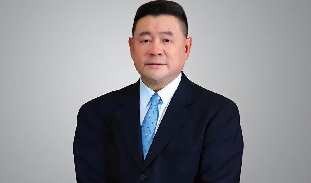 香港大佬投资内地房地产 香港大佬在内地房地产市场中发挥着重要的