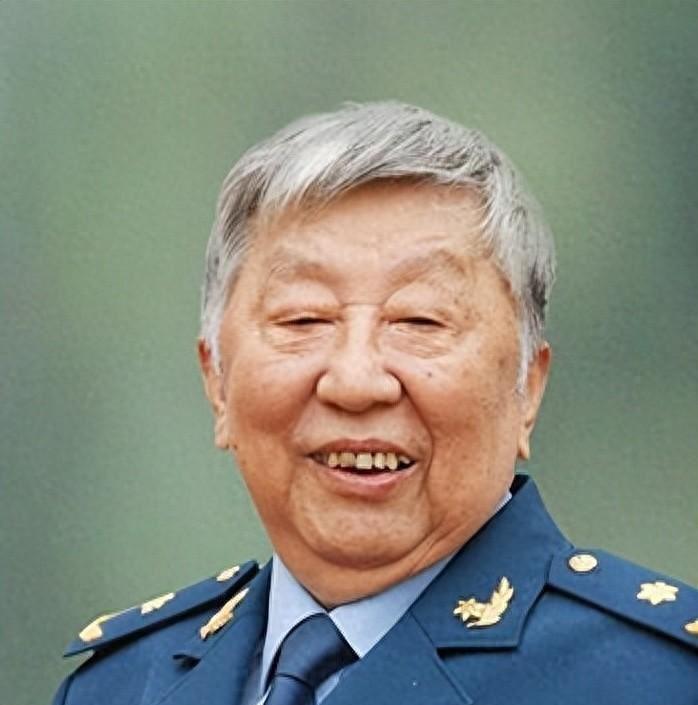 金钱与爱的平衡 阎肃儿子的继承问题和金鸡奖提名争议引发了人们对金