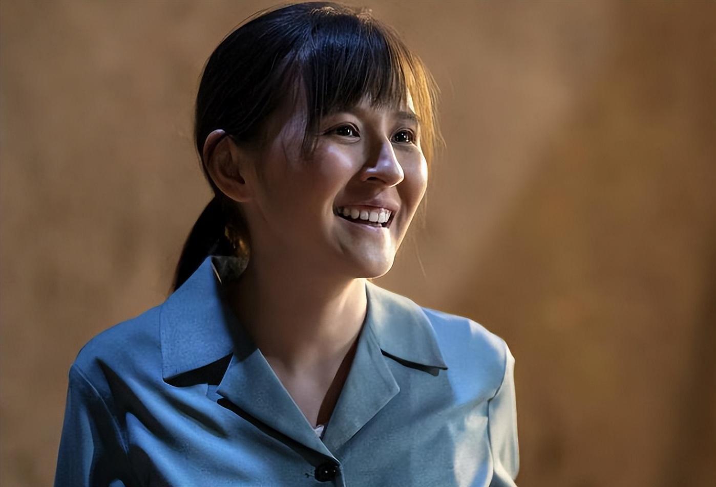 《无所畏惧》:热扎依不适合演罗英子 电视剧《无所畏惧》播出后,广大