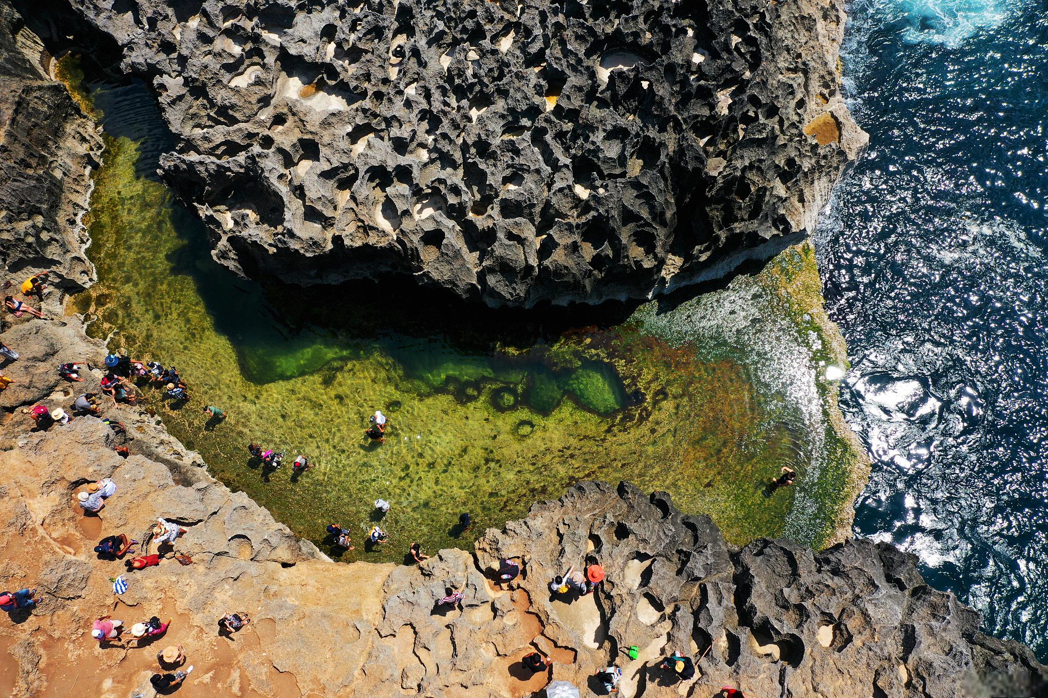 巨宝镇,一个隐藏在群山之间的宝石之乡.