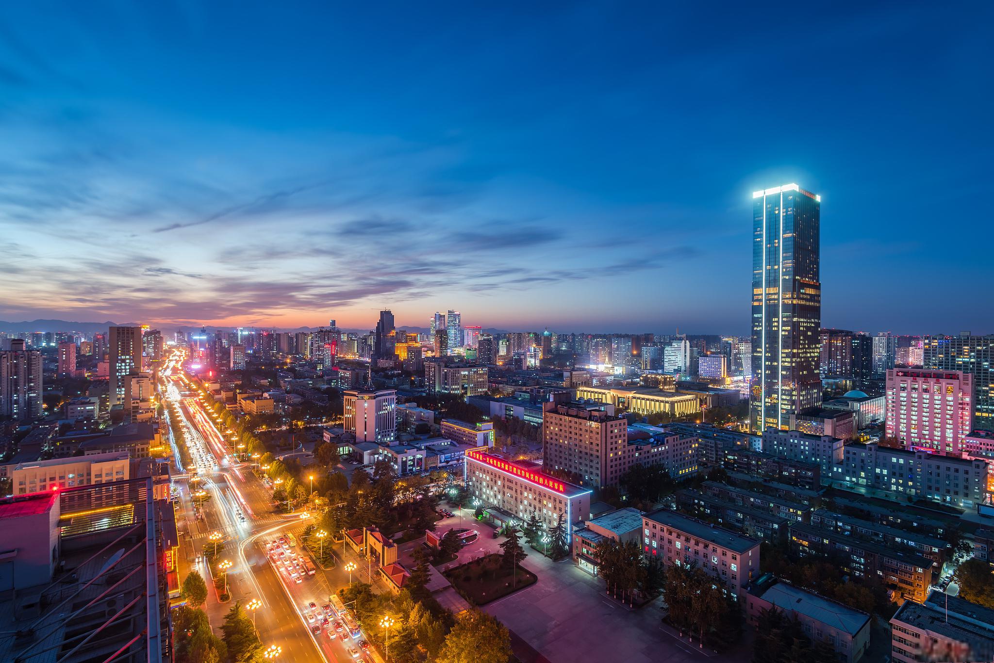 保定上谷大观夜景图片