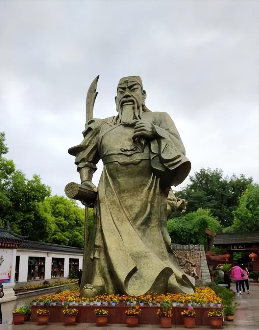 陆树铭为何敢自称关公第一人 陆树铭因为对角色的深刻理解和高超的