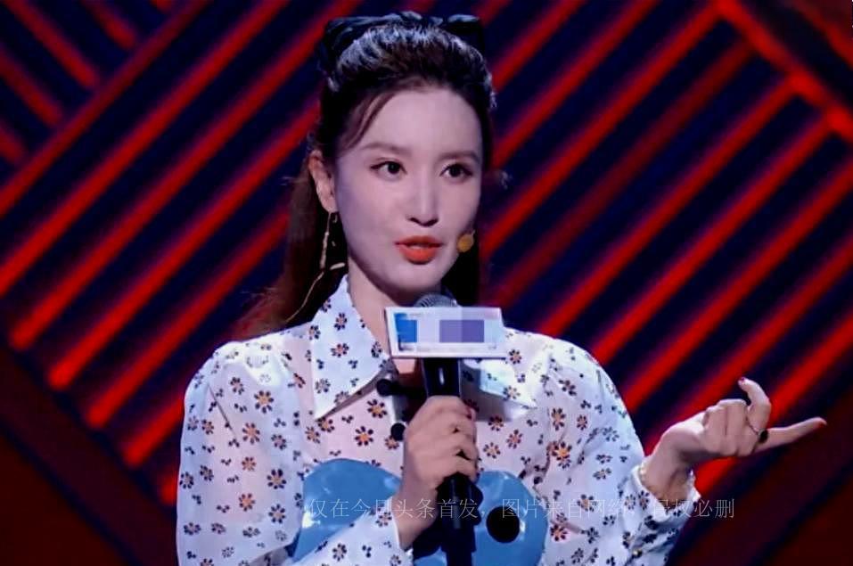 张萌:娱乐圈的多面人物 张萌作为耀客传媒的老板娘,展现了娱乐圈中