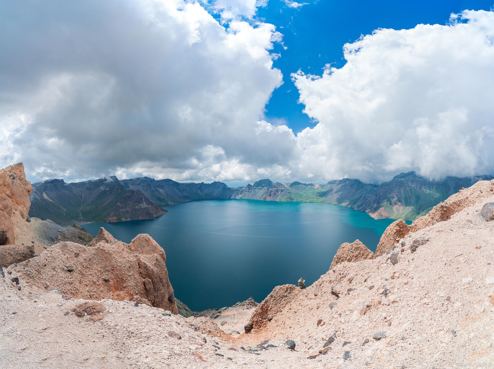 新疆天池景区,自然与文化的完美融合 在这个阳光明媚的夏日,我有幸