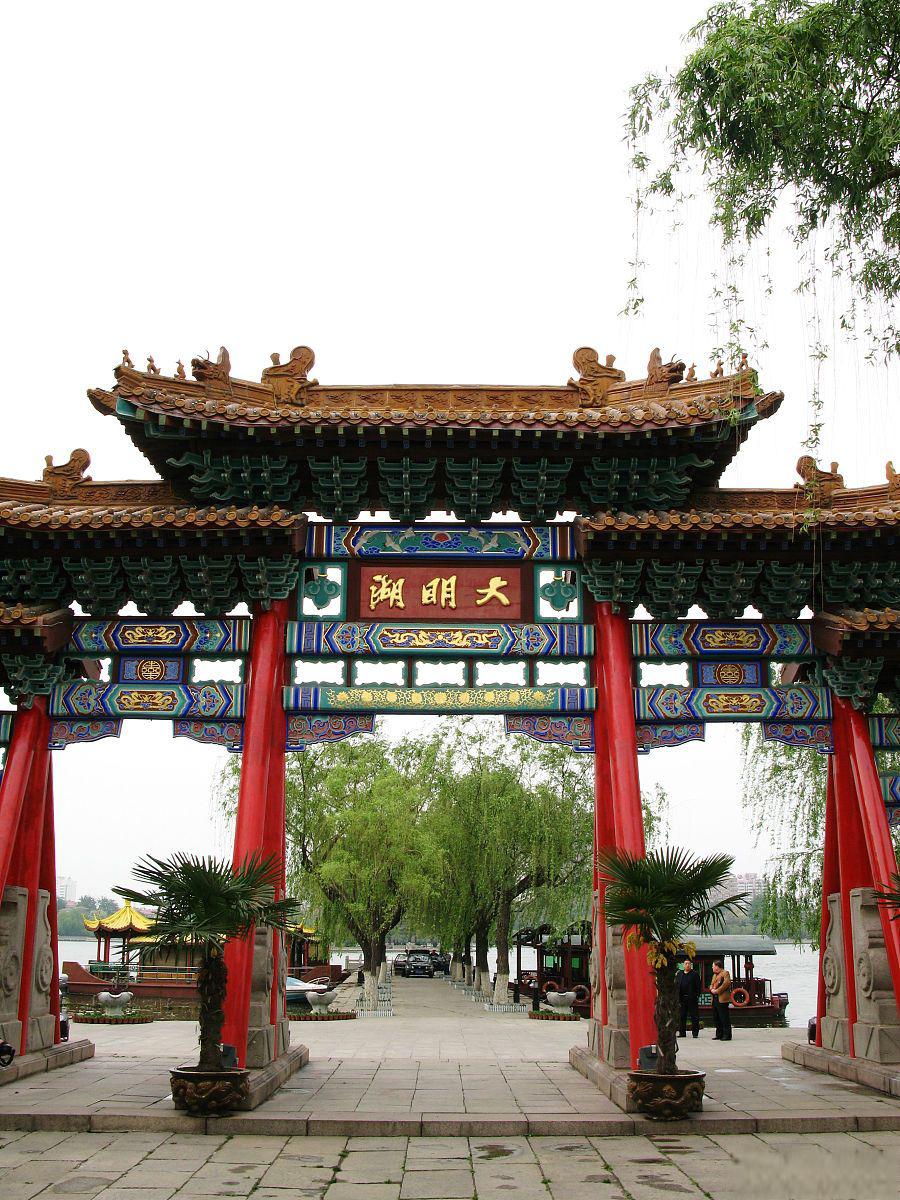 赵大哥之前一直听闻山东的大名,这次休息了,又调休了下,来山东济南