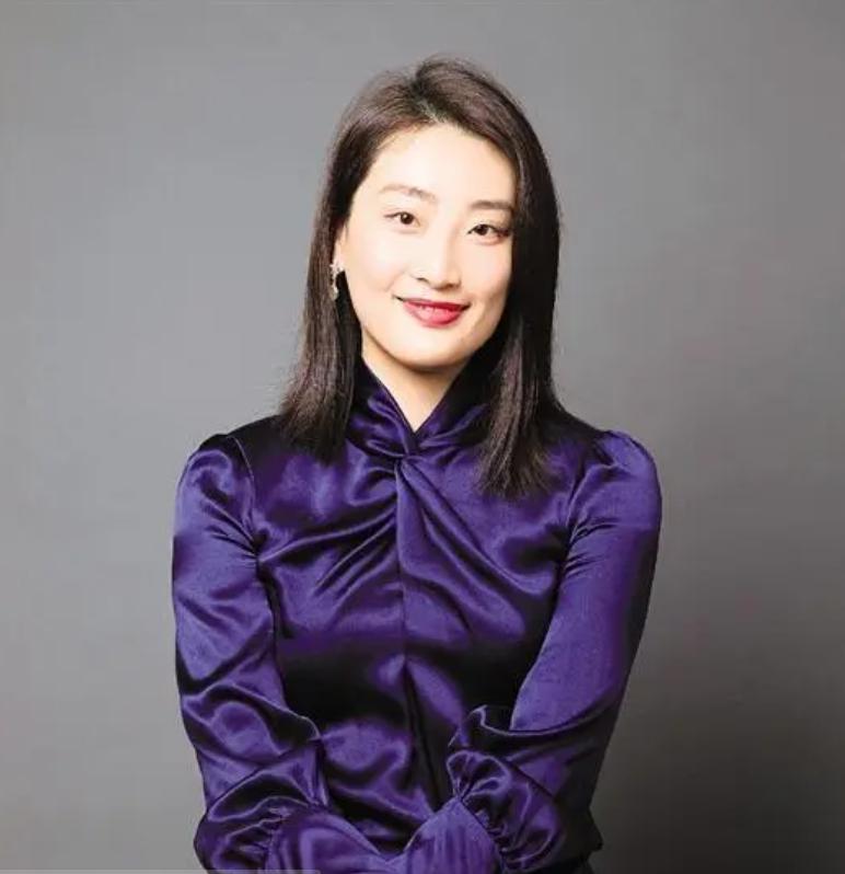 娃哈哈公主宗馥莉:41岁未婚成香饽饽 娃哈哈集团副董事长,被称为"