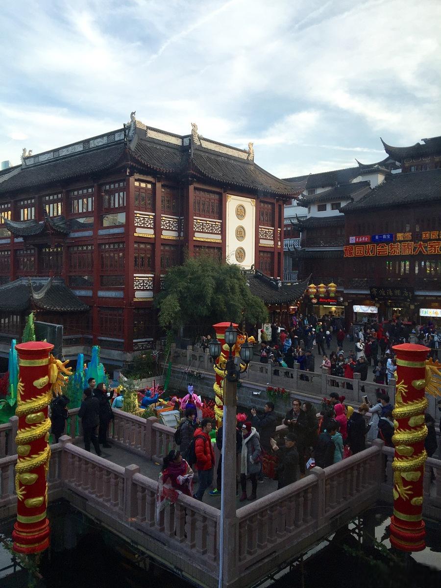 上海老街五个必去景点 上海,这座繁华的国际大都市,不仅拥有高楼大厦
