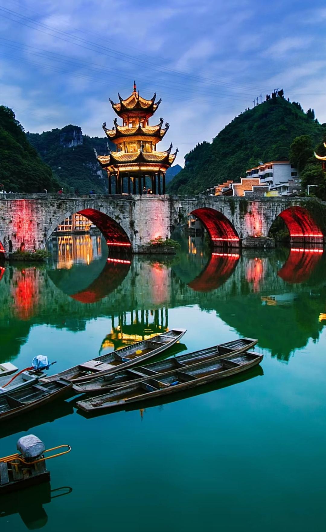 湖南张家界的杨家界天波府 最受外国人追捧的5a旅游景点,湖南张家界的