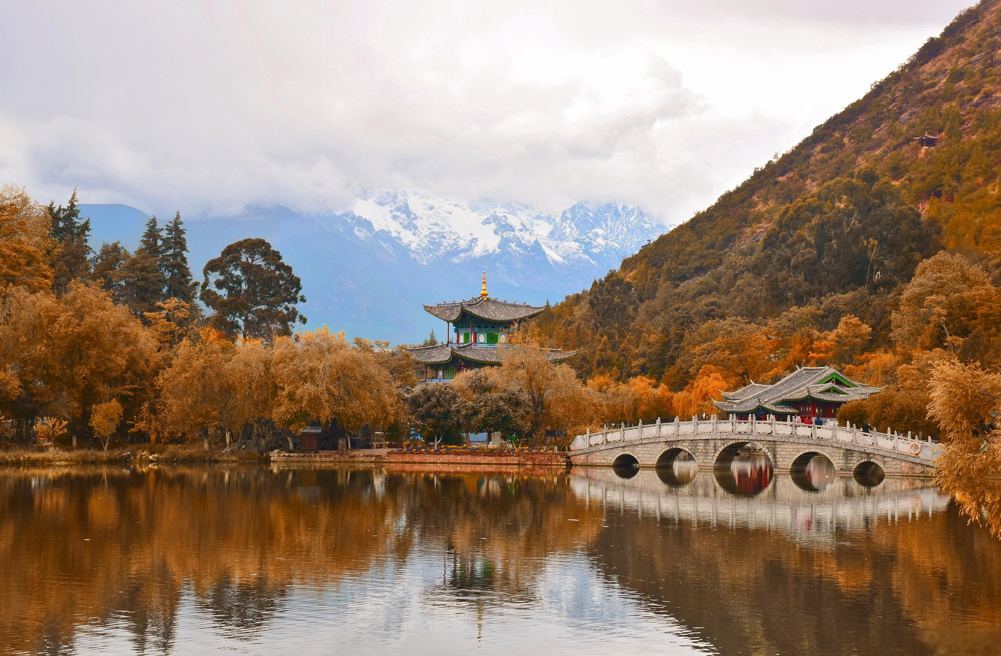 丽江旅游季节图片