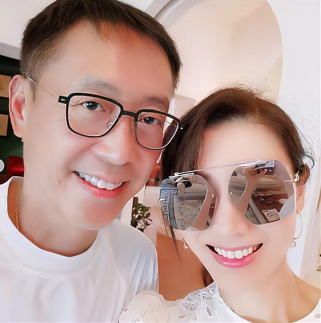 李嘉欣结婚图片