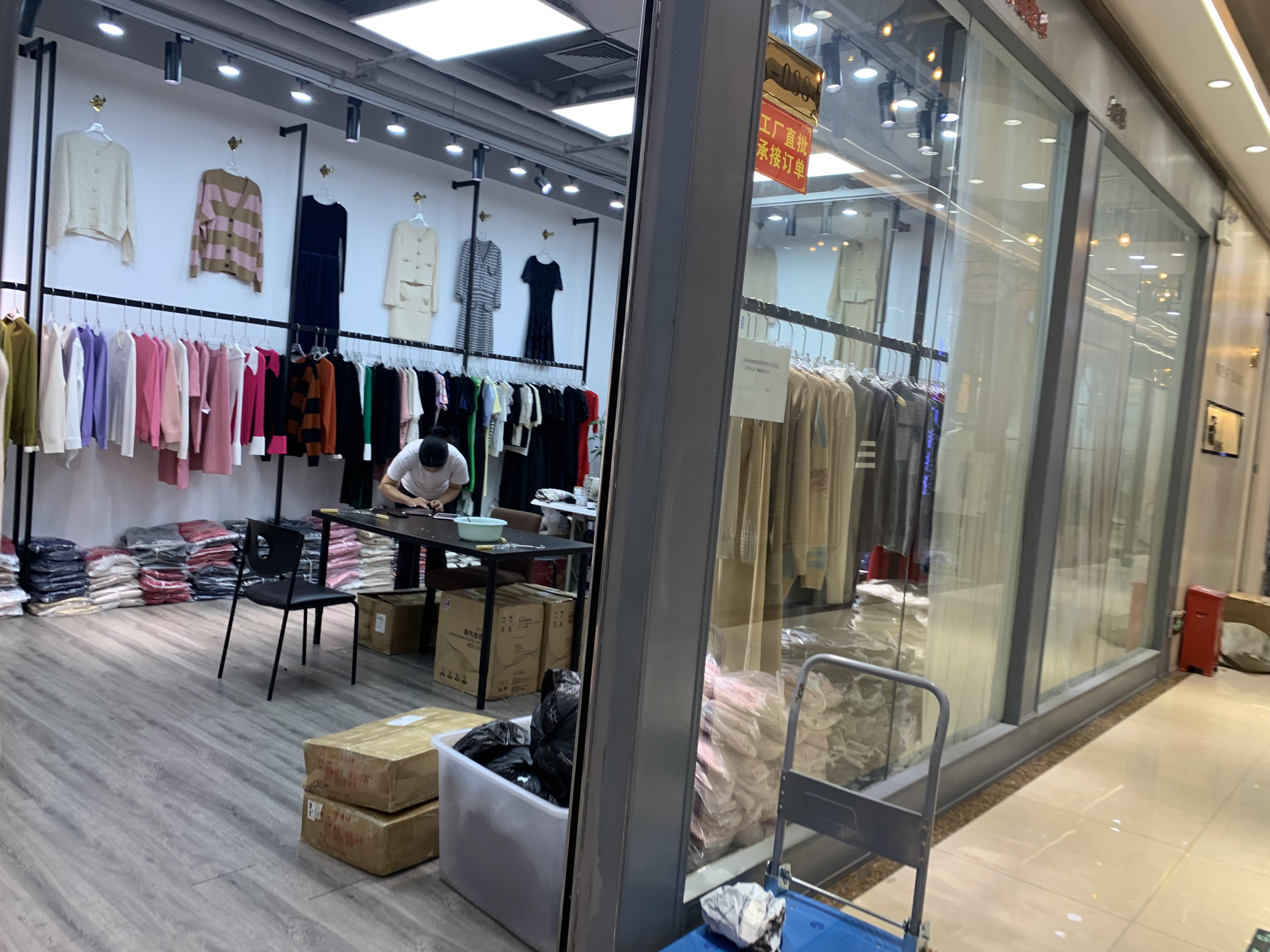 南油批发市场攻略 南油批发市场是服装人必去之地,金晖,尚道,第一工业