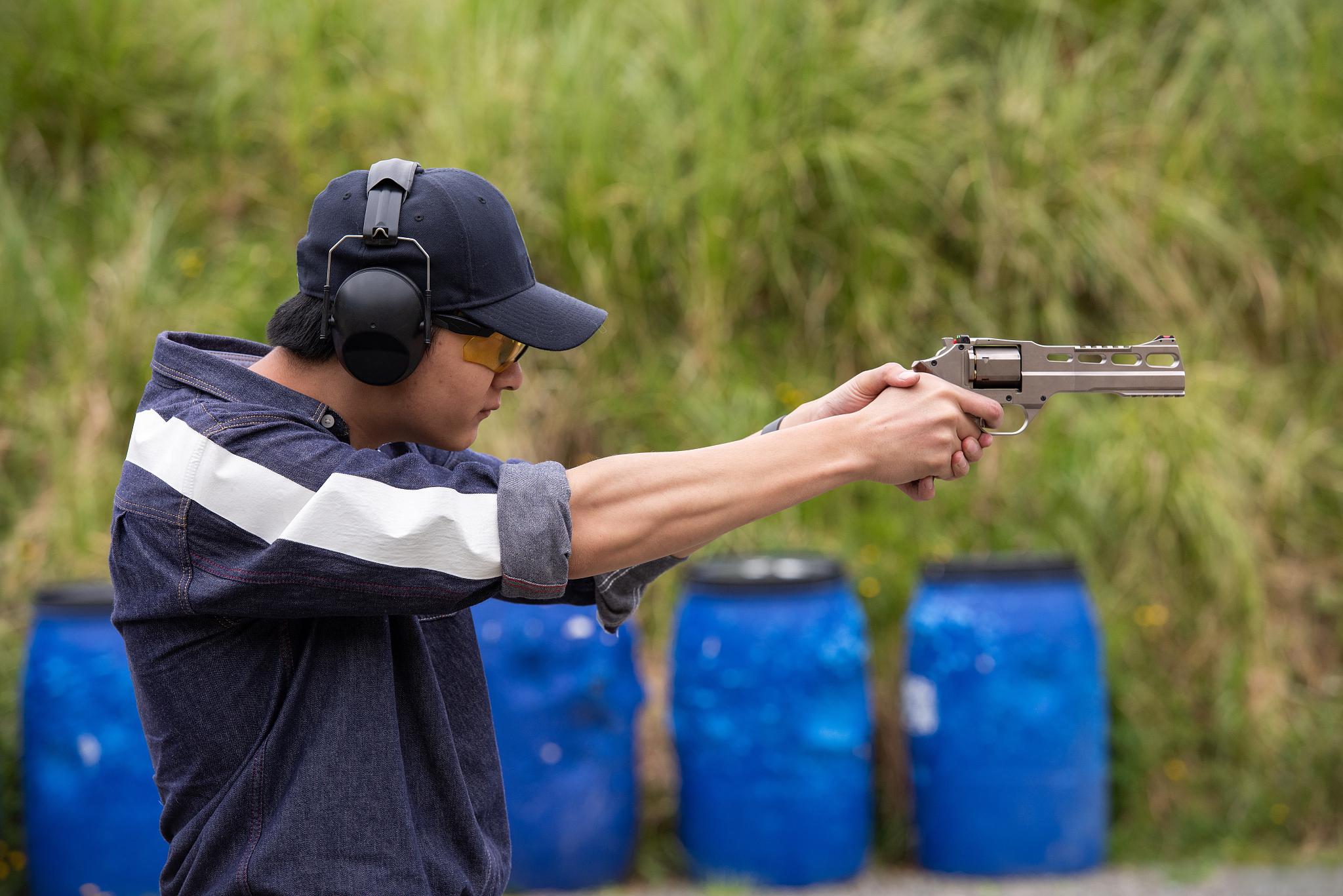 小孩子如何进入射击队 小孩子进入射击队需要具备一定的身体素质和