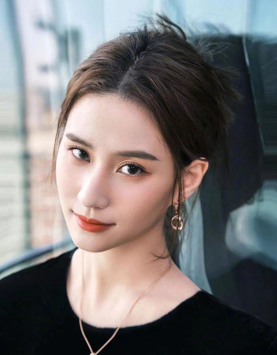 吴克群和何超莲的爱情故事 吴克群和赌王何鸿燊的千金何超莲相恋并