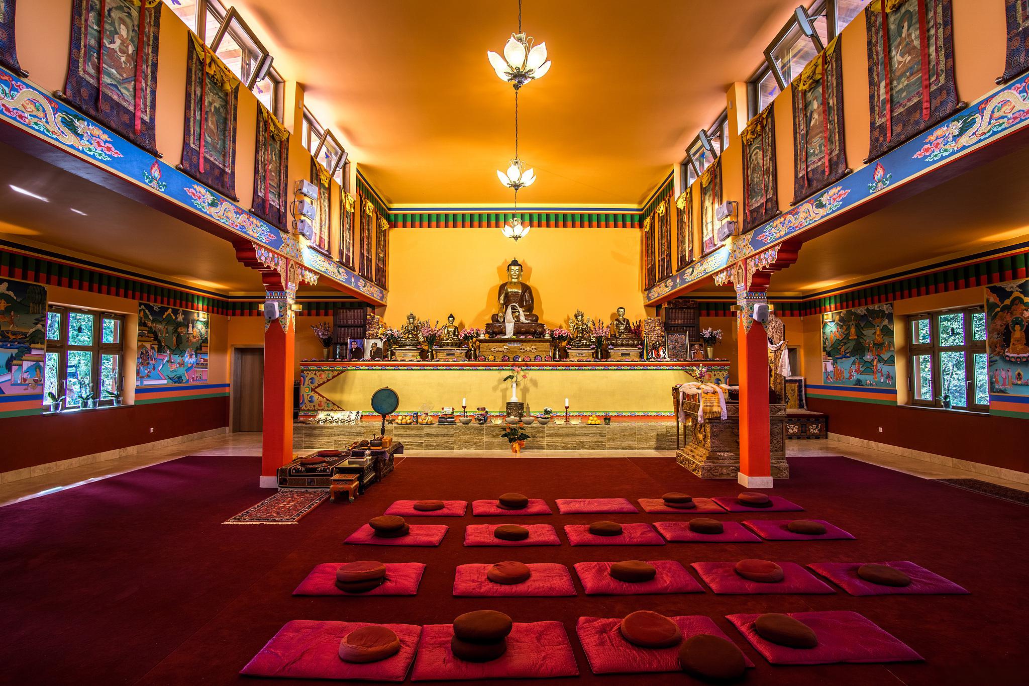 寺庙装修效果图展示与建议 寺庙装修是一项充满重要性和影响力的任务.