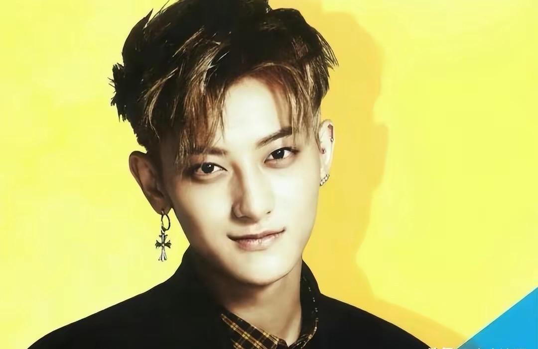 黄子韬再次表白徐艺洋 黄子韬在韩国夜店向自己的女下属徐艺洋表白