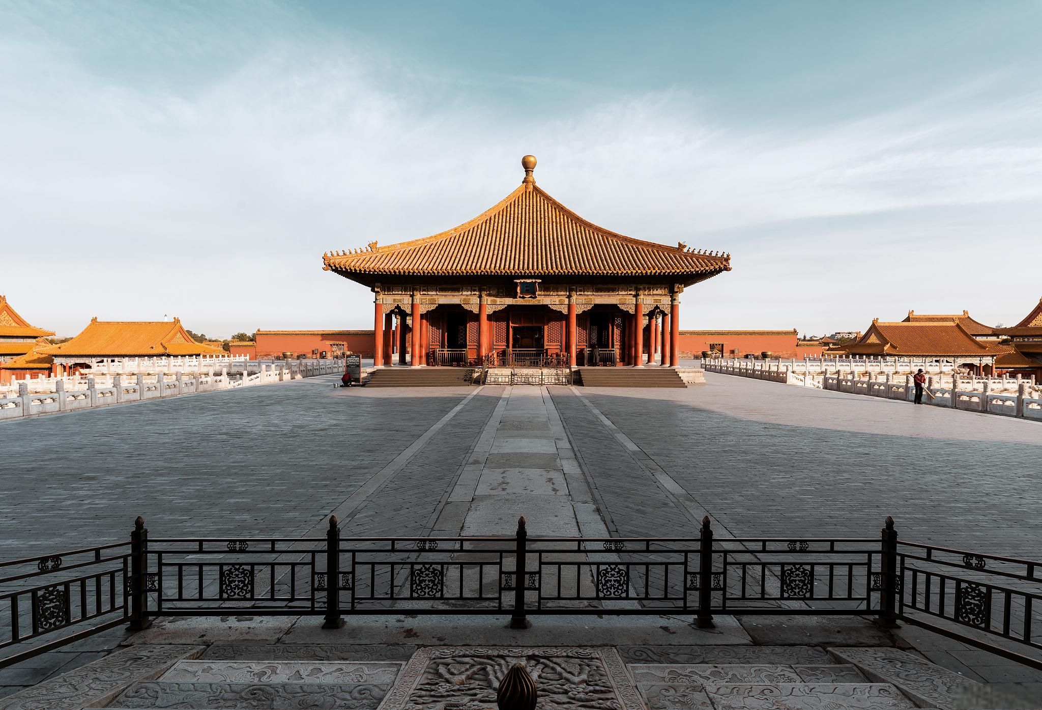 北京故宫游玩攻略 北京故宫,又称紫禁城,是中国古代皇家宫殿的代表之