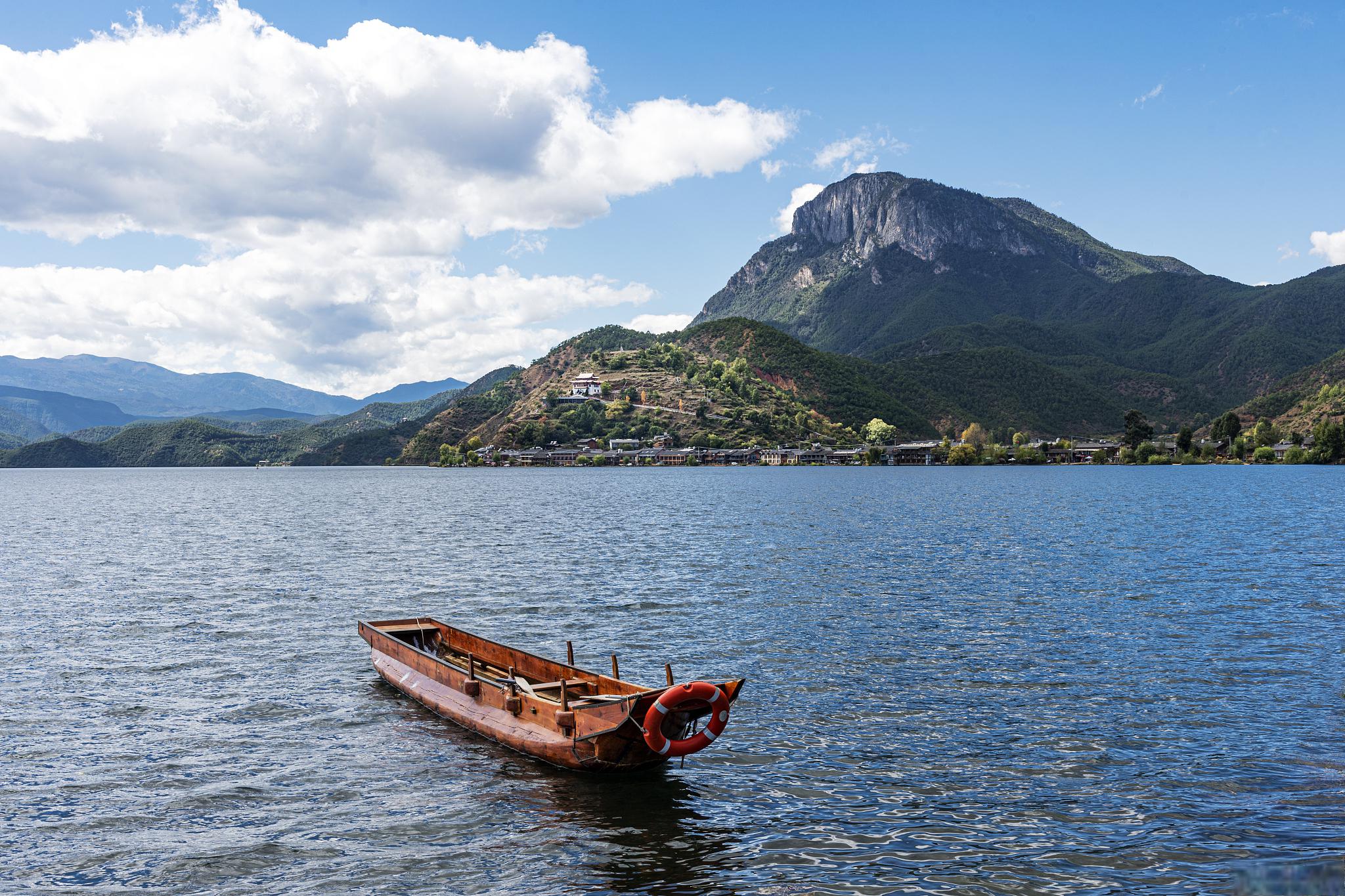 是川,滇高原的"日内瓦",也是中国最深的高原湖泊之一