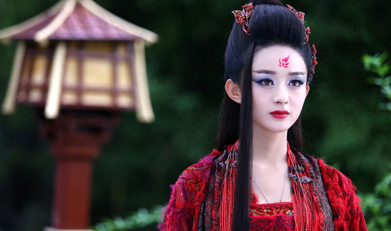 《花千骨》:14岁的陆子艺被群嘲退圈 《花千骨》让赵丽颖爆红,却让14