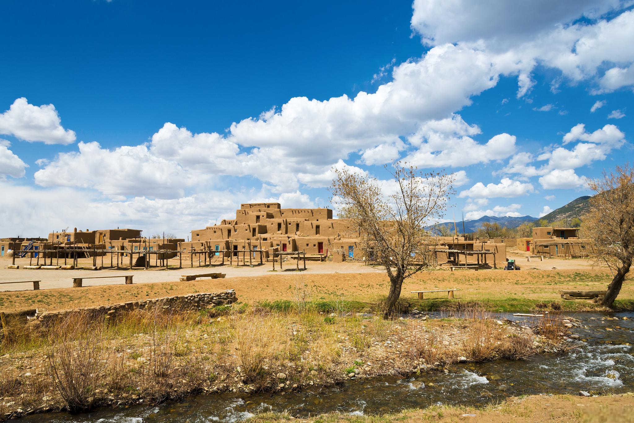 达坂城旅游攻略 达坂城,位于我国新疆维吾尔自治区乌鲁木齐市南郊,距