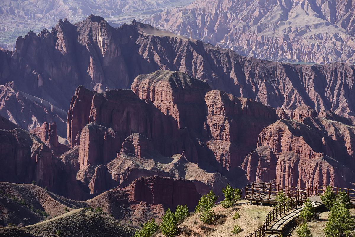 黄南州旅游攻略 黄南州位于青海省的东南部,是青藏高原与甘肃,四川
