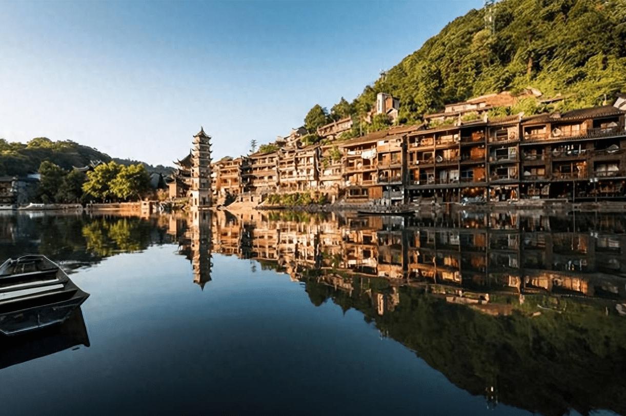 大圩古镇,一个充满历史韵味和文化内涵的地方 在广西壮族自治区的西
