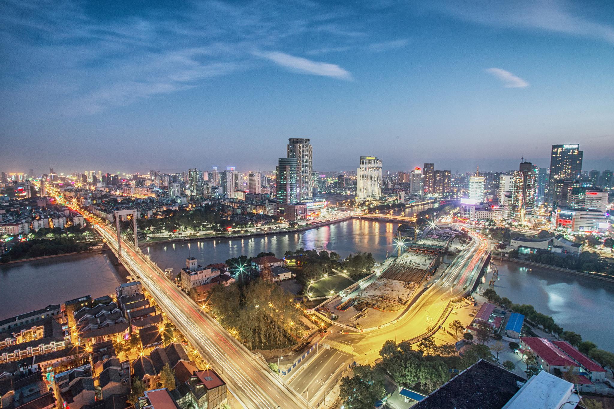 宁波海边旅游攻略 宁波是一座历史悠久,文化灿烂的沿海城市,拥有众多