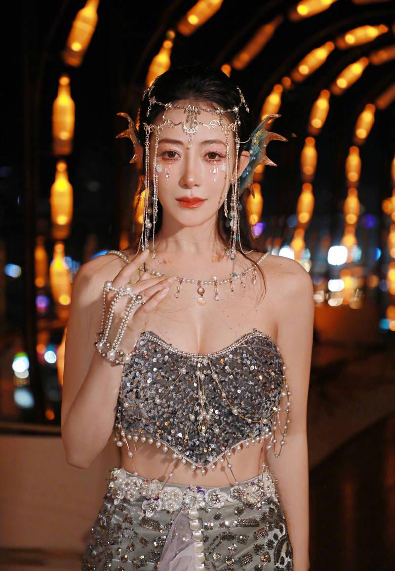 陈紫函人鱼公主造型 陈紫函出生于重庆市,中国内地女演员,毕业于北京