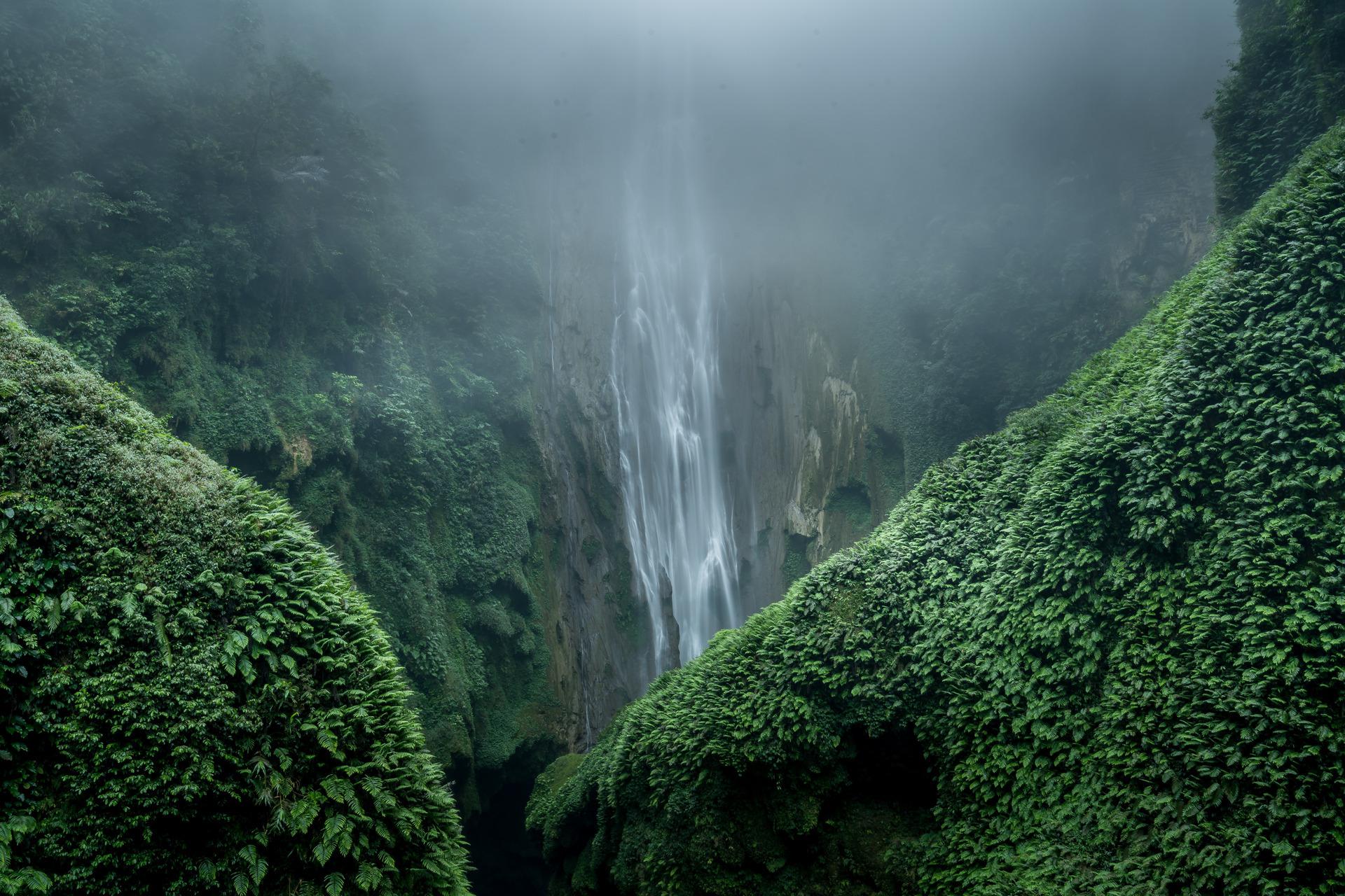 广西通灵大瀑布和德天瀑布两日游 你知道中国单级高低落差最大的瀑布