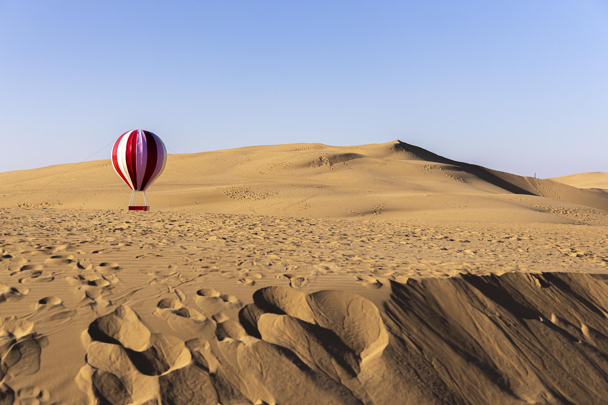新疆沙漠景观大盘点 新疆的沙漠,汇聚了中国面积最大的沙漠景观,其中