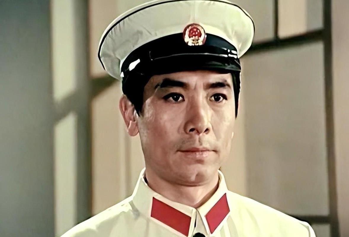 雷明:普通人的追梦故事 雷明,一位出色的演员,也是一位不懈追梦的普通